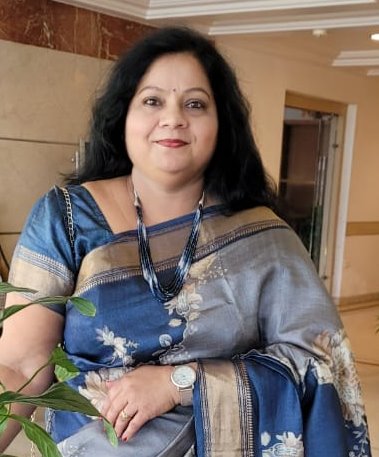 सौ. रेणुका पुराणिक