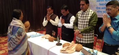 देखे तस्वीरें : महाराष्ट मंडल में गौरव अलंकरण और विद्यार्थी सम्मान