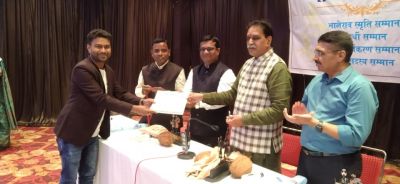 देखे तस्वीरें : महाराष्ट मंडल में गौरव अलंकरण और विद्यार्थी सम्मान