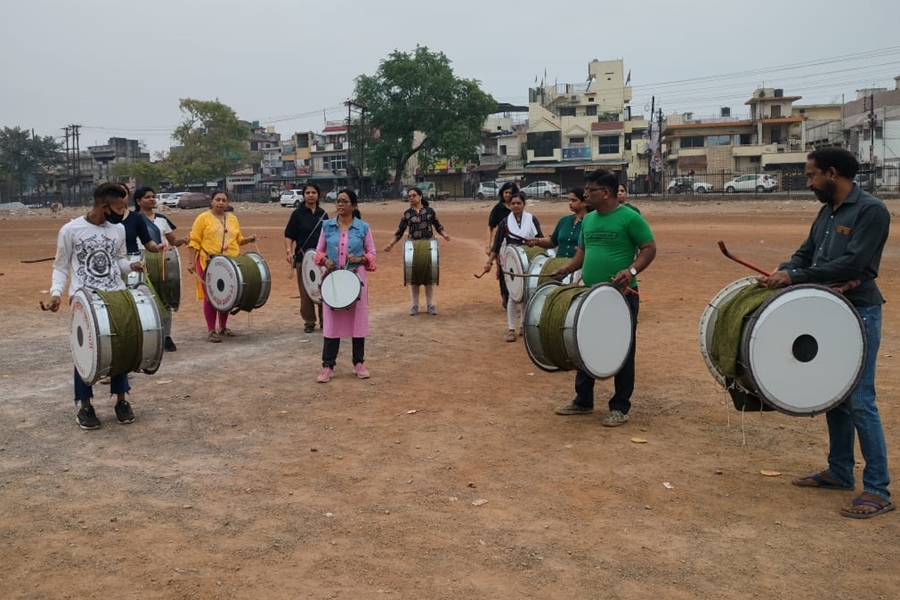  महाराष्ट्र मंडल में ढोल- लेझिम प्रशिक्षण के साथ हिंदू नववर्ष की तैयारियां शुरू