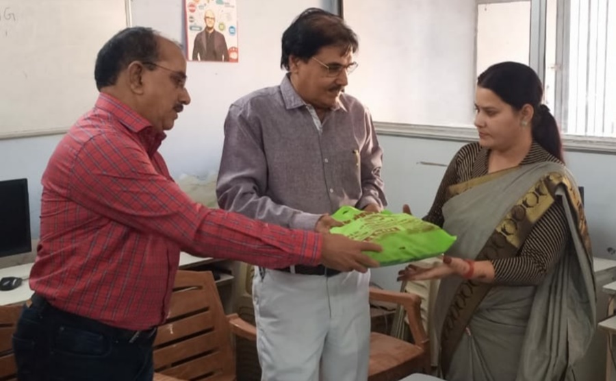 संत ज्ञानेश्वर स्कूल के शिक्षकों सहित... पूरे स्टाफ को मिला सम्मान... सचेतक ठेंगड़ी ने कहा, यह महाराष्ट्र मंडल का सौभाग्य